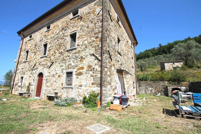 Image No.7-Ferme de 10 chambres à vendre à Fivizzano