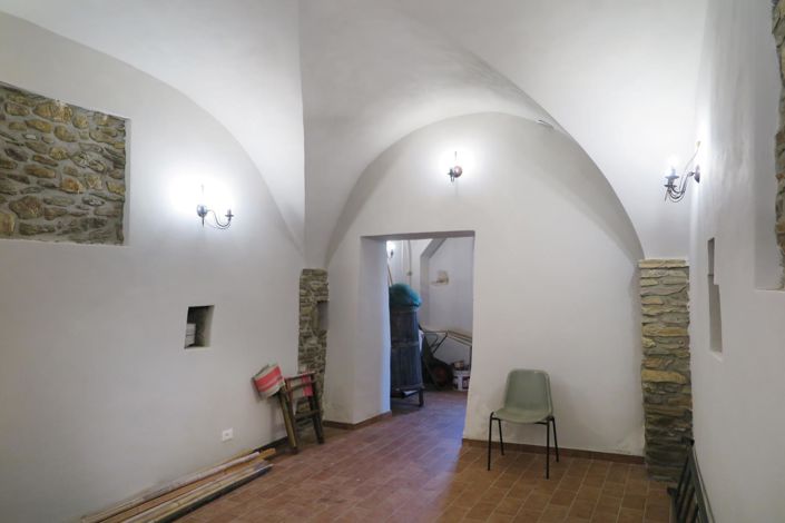 Image No.34-3 Bed Property for sale