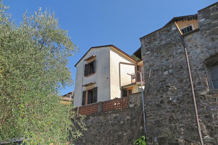 Image No.4-3 Bed Property for sale