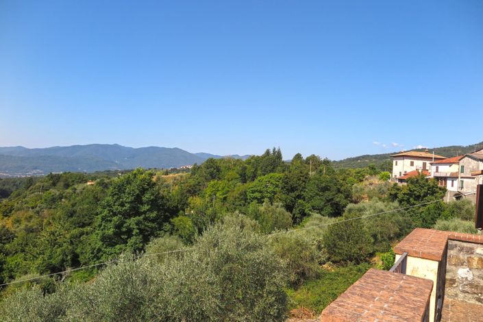 Image No.46-3 Bed Property for sale