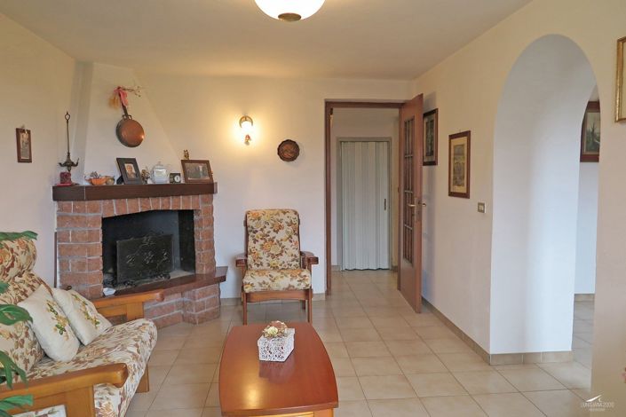 Image No.12-3 Bed Village House for sale
