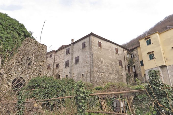 Image No.2-3 Bed Village House for sale