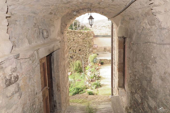 Image No.26-3 Bed Village House for sale