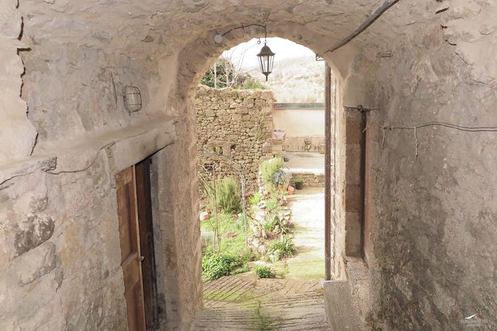 Image No.26-3 Bed Village House for sale