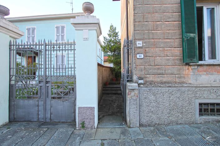 Image No.2-3 Bed Property for sale