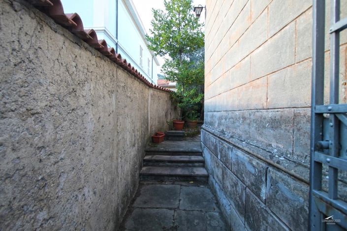 Image No.3-3 Bed Property for sale