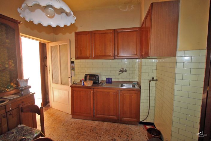 Image No.9-Propriété de 3 chambres à vendre à Fivizzano