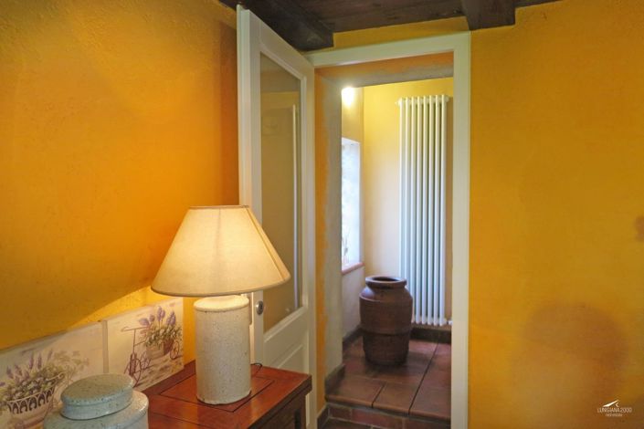 Image No.18-3 Bed Property for sale