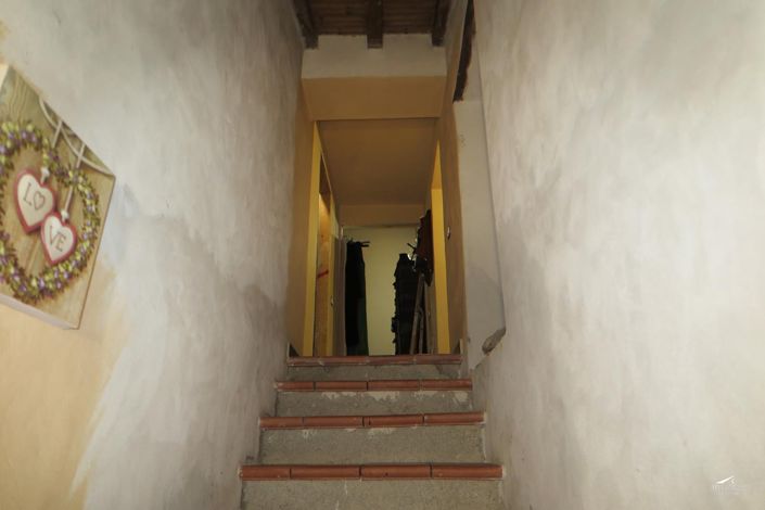 Image No.19-3 Bed Property for sale