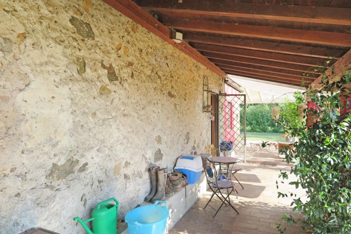 Image No.33-3 Bed Property for sale