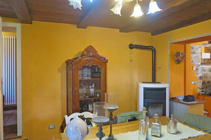 Image No.9-3 Bed Property for sale