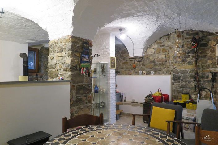 Image No.6-1 Bed Property for sale