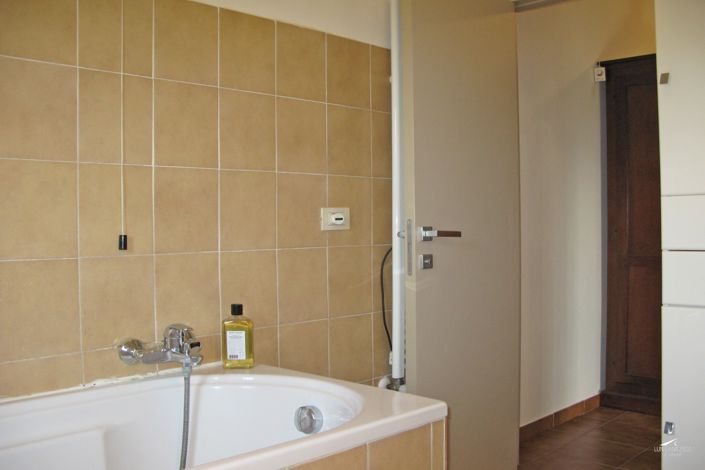 Image No.33-Propriété de 4 chambres à vendre à Fivizzano