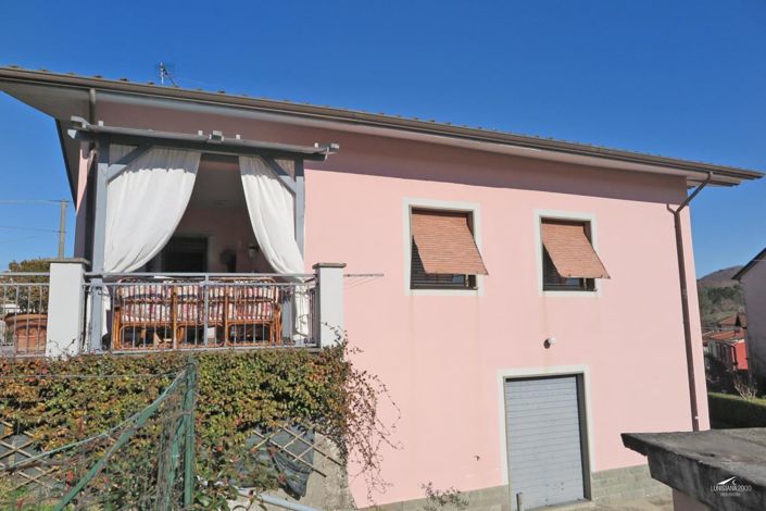 Image No.1-3 Bed Property for sale