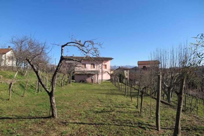 Image No.39-3 Bed Property for sale