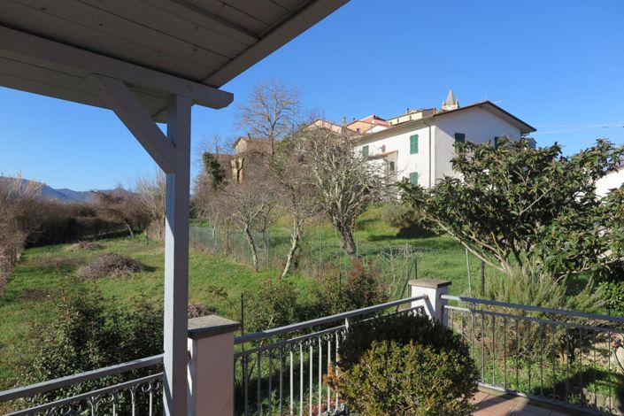 Image No.43-3 Bed Property for sale