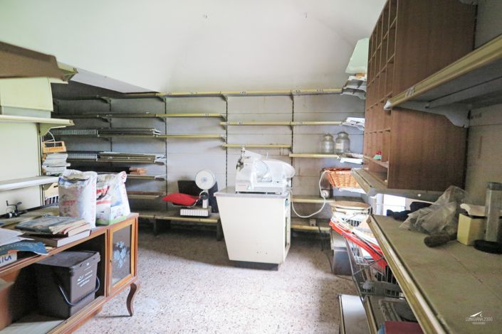 Image No.13-4 Bed Property for sale