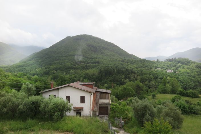 Image No.37-4 Bed Property for sale