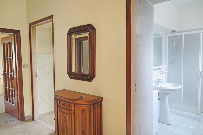 Image No.5-Propriété de 4 chambres à vendre à Bagnone