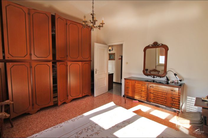 Image No.23-2 Bed Apartment for sale