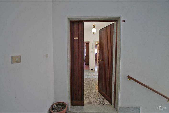 Image No.29-2 Bed Apartment for sale
