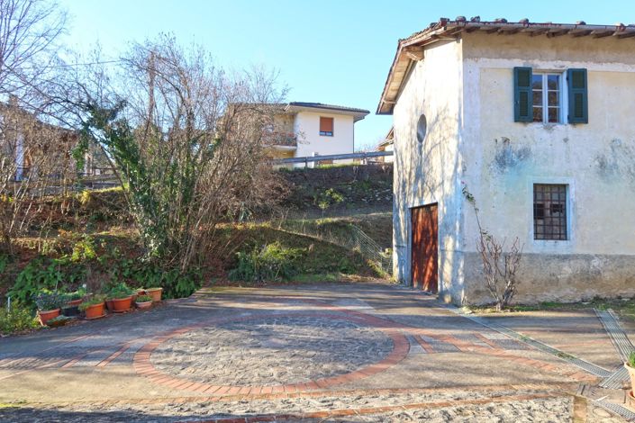 Image No.6-2 Bed Property for sale