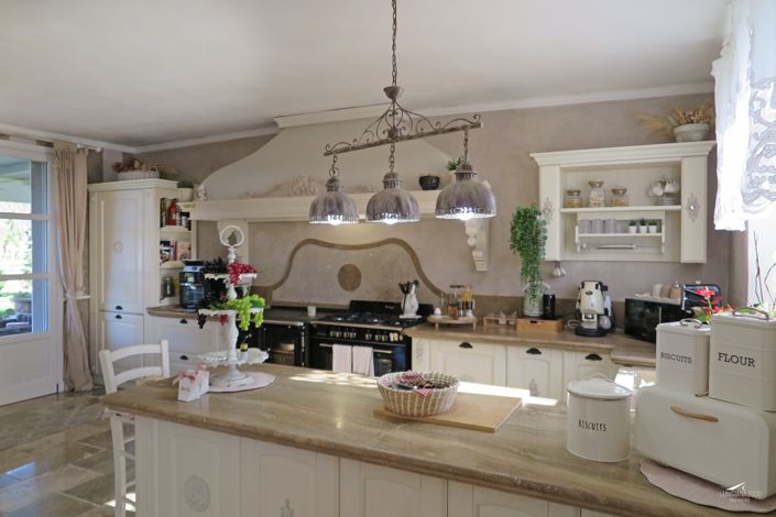 Image No.12-13 Bed Farmhouse for sale