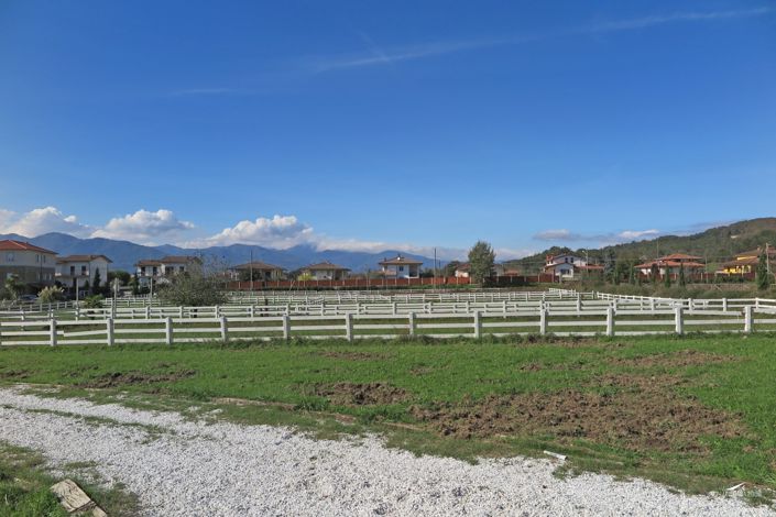 Image No.53-13 Bed Farmhouse for sale