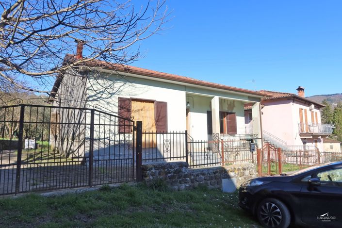 Image No.3-Propriété de 2 chambres à vendre à Minucciano