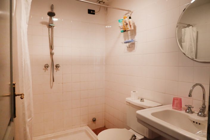 Image No.122-10 Bed Farmhouse for sale