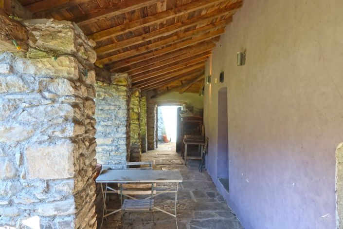 Image No.124-10 Bed Farmhouse for sale