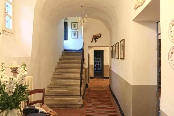 Image No.3-10 Bed Farmhouse for sale