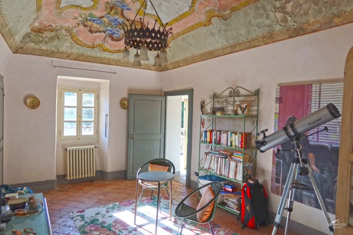 Image No.41-10 Bed Farmhouse for sale