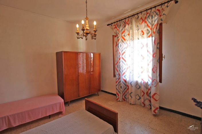 Image No.21-3 Bed Property for sale