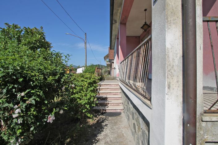 Image No.4-3 Bed Property for sale