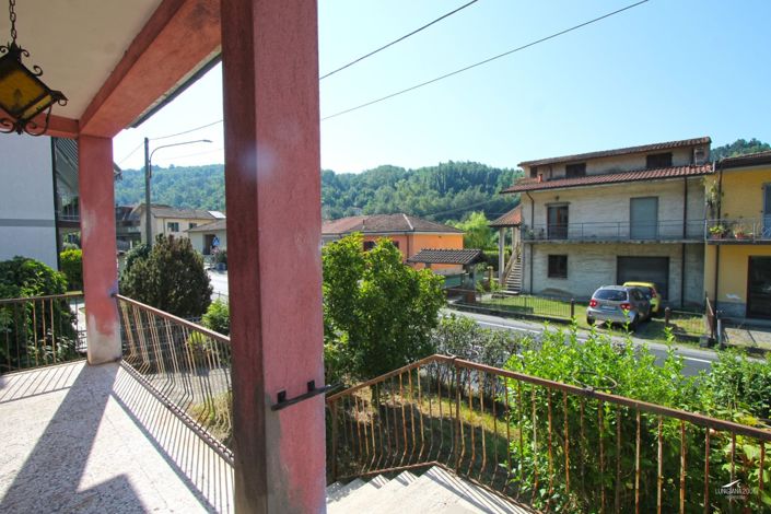 Image No.6-3 Bed Property for sale