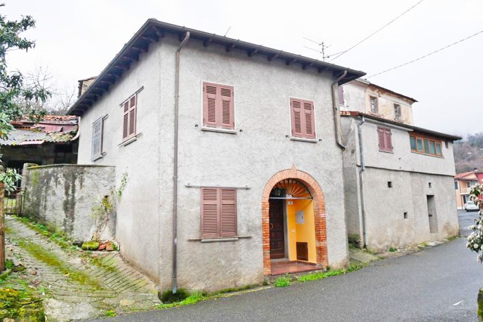 Image No.1-Propriété de 2 chambres à vendre à Fivizzano