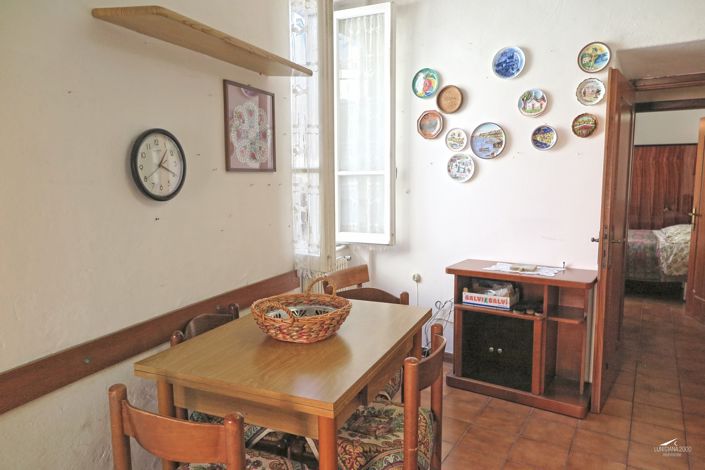 Image No.14-2 Bed Property for sale