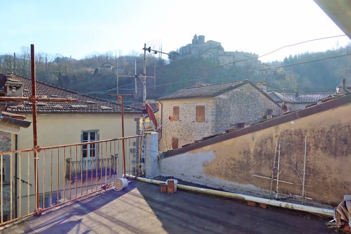 Image No.19-2 Bed Property for sale