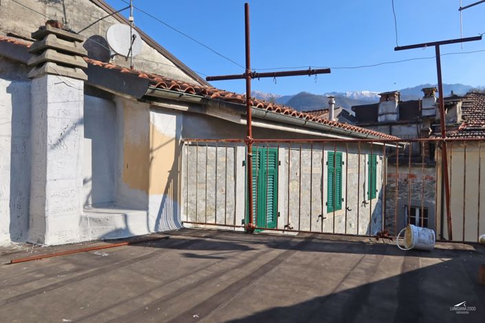 Image No.20-2 Bed Property for sale