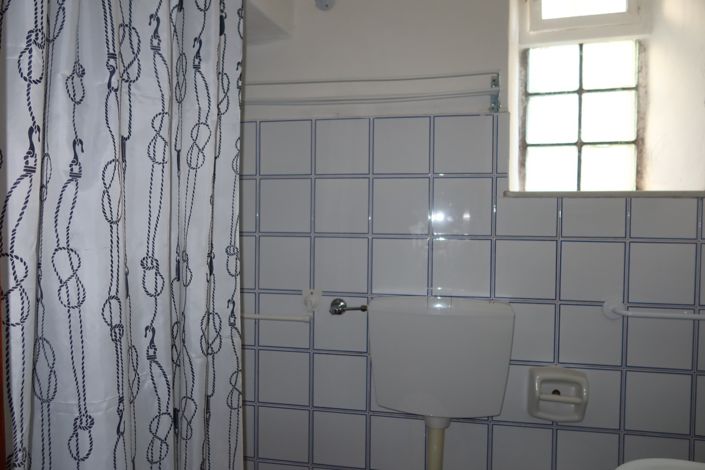 Image No.37-2 Bed Property for sale