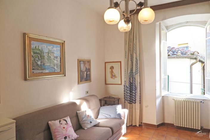 Image No.4-2 Bed Property for sale