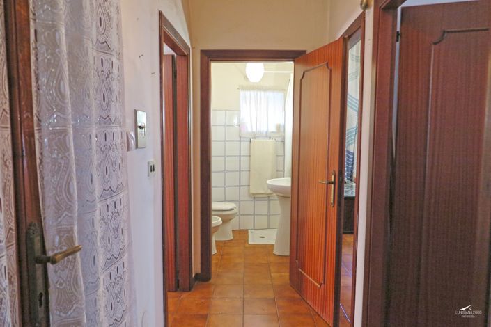 Image No.7-2 Bed Property for sale