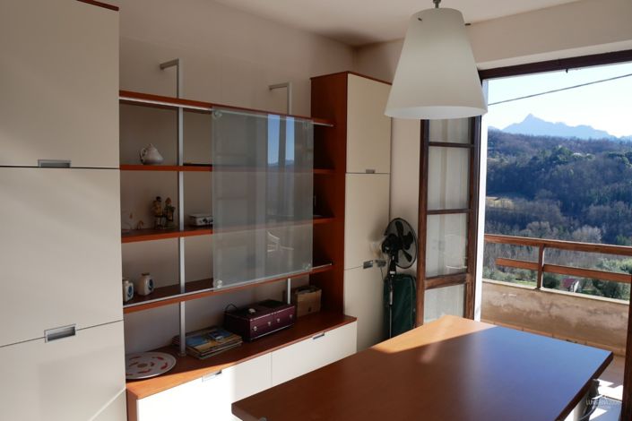 Image No.14-3 Bed Property for sale