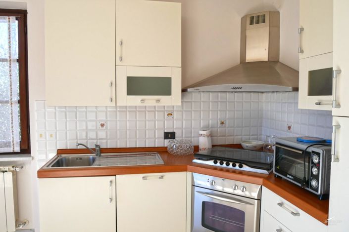 Image No.16-3 Bed Property for sale