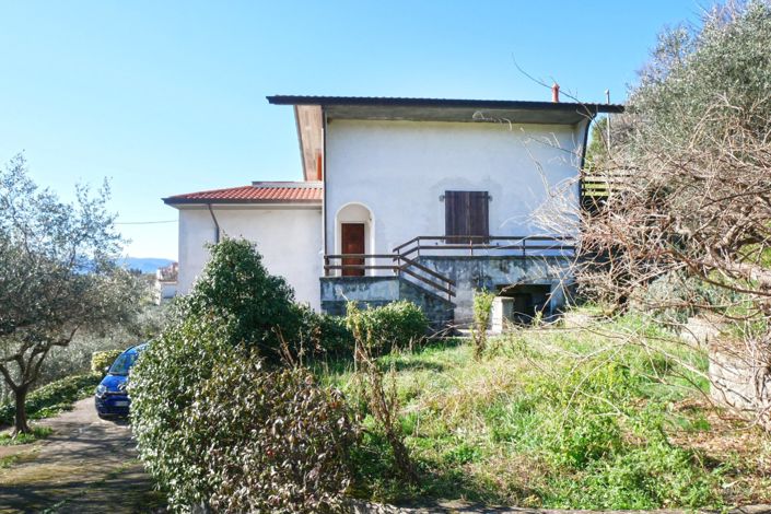 Image No.2-3 Bed Property for sale