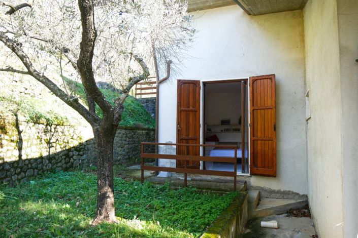 Image No.23-3 Bed Property for sale