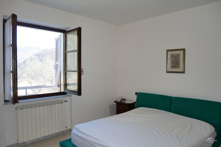 Image No.26-3 Bed Property for sale