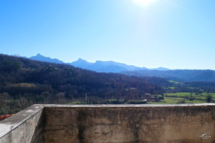 Image No.28-3 Bed Property for sale