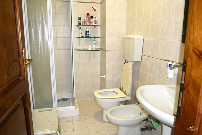 Image No.39-3 Bed Property for sale